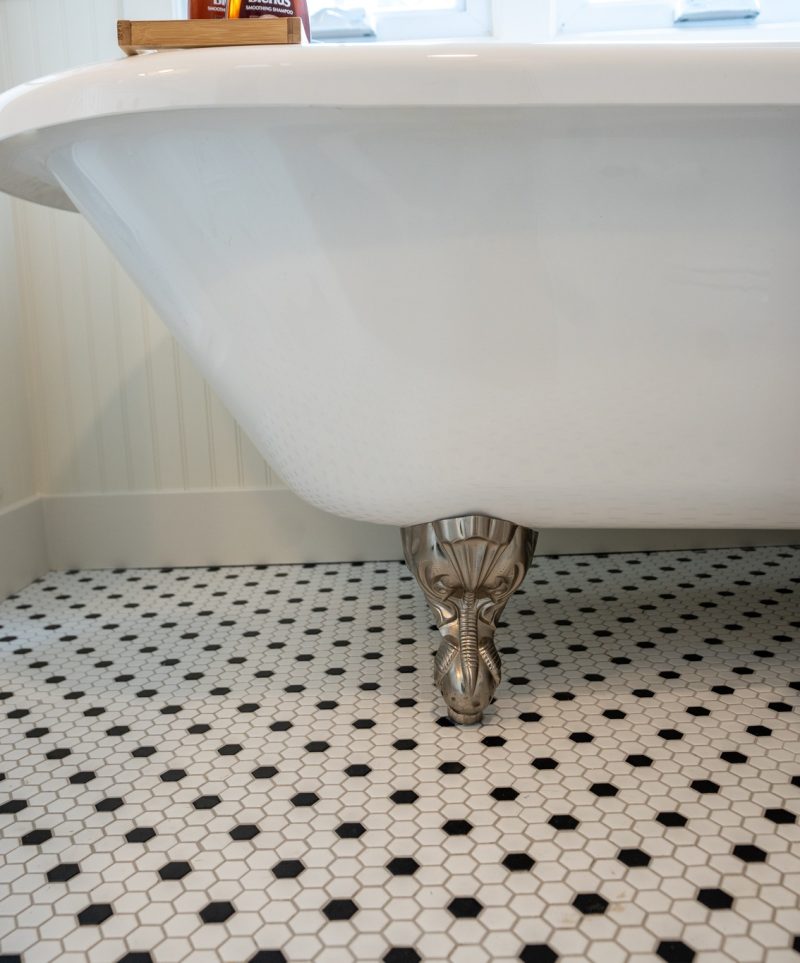 Bathroom Remodeling Designs for a Historic House
